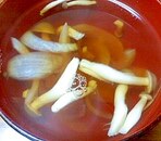 しめじと玉ねぎの和風スープ